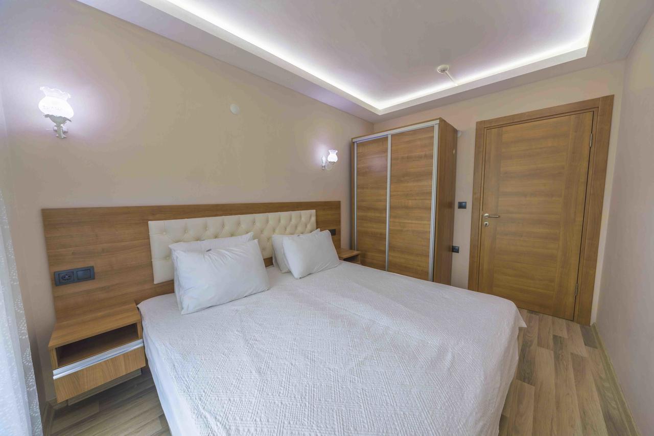 Asil Apart Hotel Burhaniye Bagian luar foto