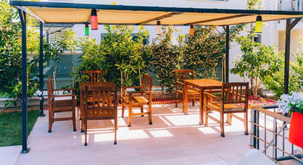 Asil Apart Hotel Burhaniye Bagian luar foto
