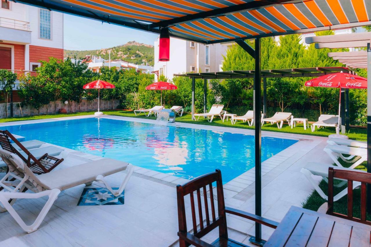 Asil Apart Hotel Burhaniye Bagian luar foto